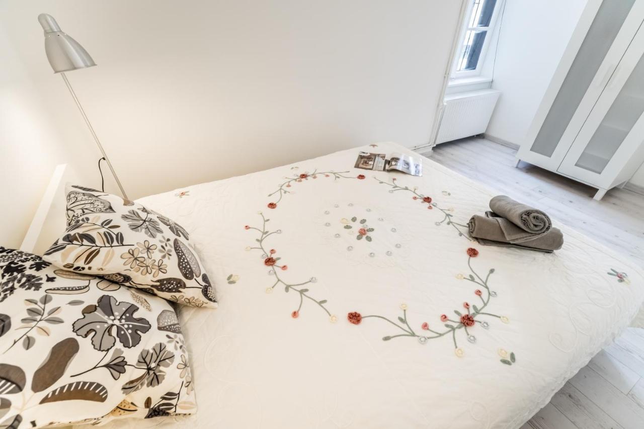 Corbie Downtown Apartment Budapest Ngoại thất bức ảnh